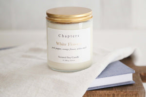 Basic Candle, White Flowers